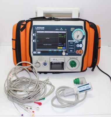 EXTERNAL PADDLE, 3 LEAD ECG, BUILT IN PRINTER
